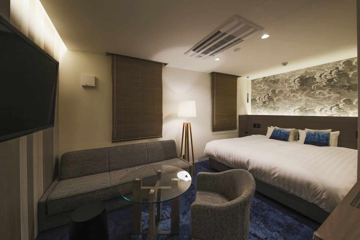 Deluxe Double Room A, Non Smoking | In-room safe, desk, free WiFi