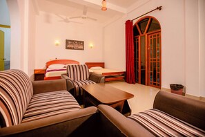 Deluxe Family Suite | Premium bedding, individually furnished, soundproofing - Yala River Face Inn (Thissamaharama)