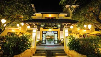 Front of property - evening/night