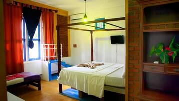 In-room safe, individually decorated, individually furnished, desk