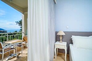 Premium bedding, in-room safe, desk, soundproofing