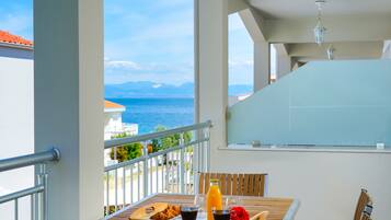 Apartment, 1 Bedroom (Elegant ) | Balcony view