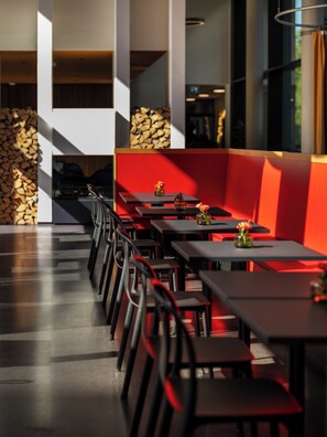 Daily buffet breakfast for a fee - THE FLAG München M. (Munich)