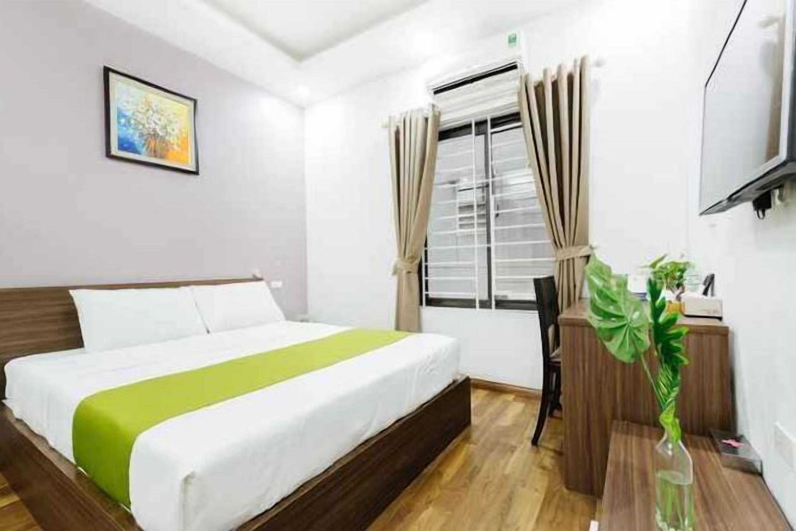 Minibar, desk, laptop workspace, blackout drapes