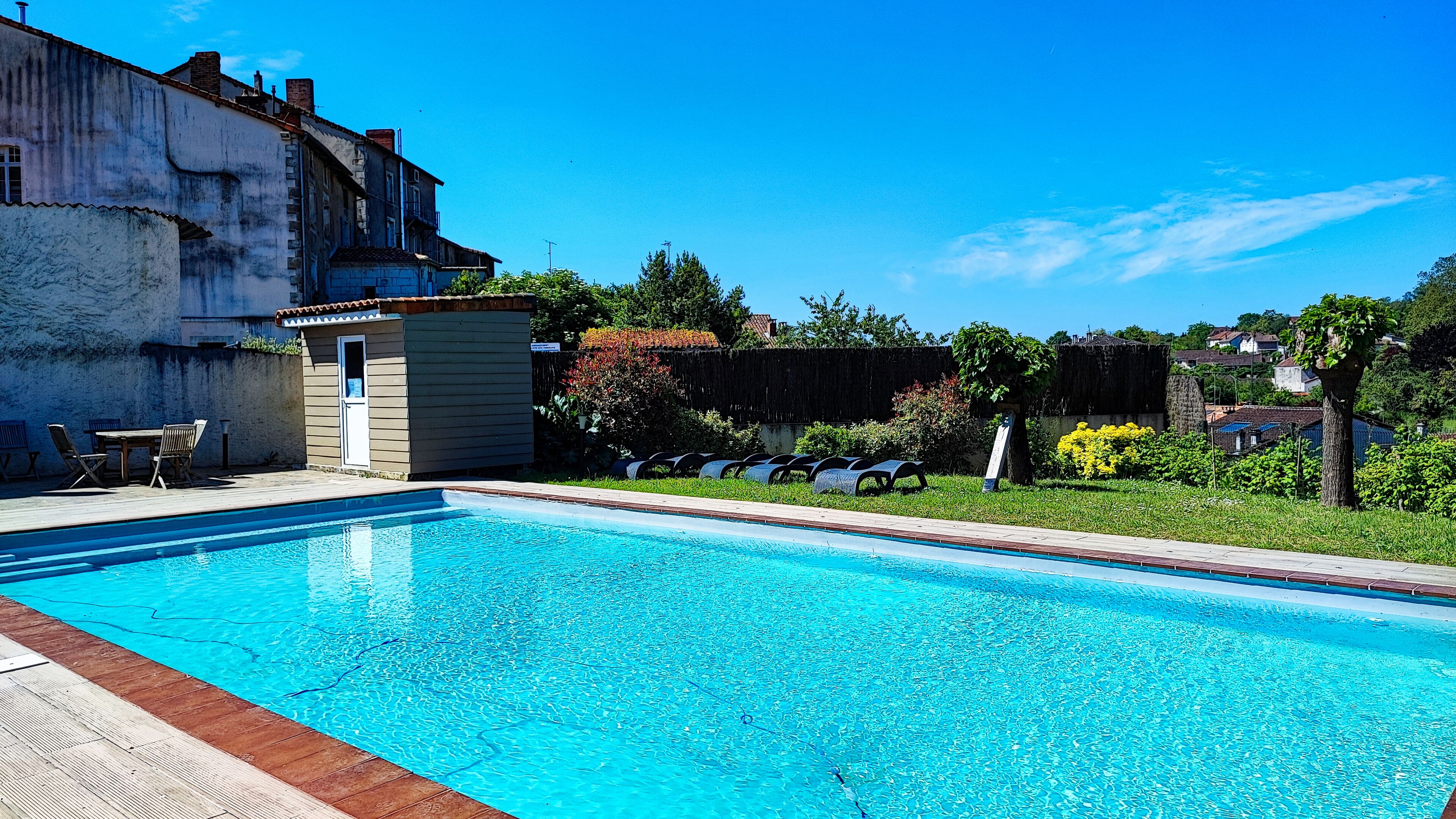 seasonal outdoor pool, free pool cabanas, pool umbrellas