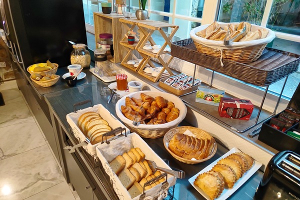 Continental breakfast for a fee