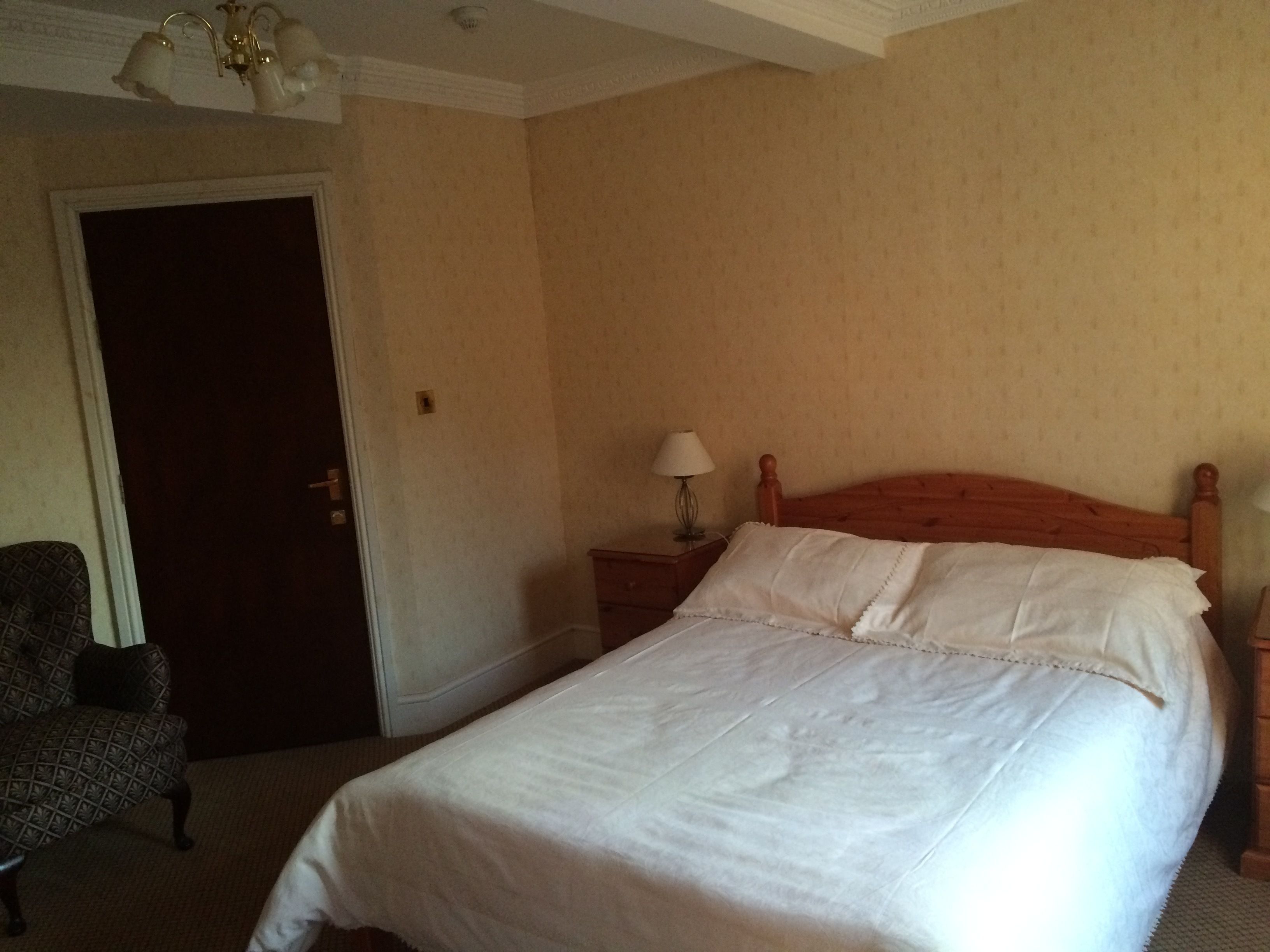 double room | desk, iron/ironing board, free cots/infant beds, free wifi