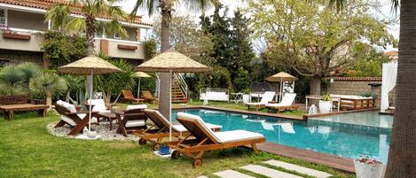 المنشأة من الخارج