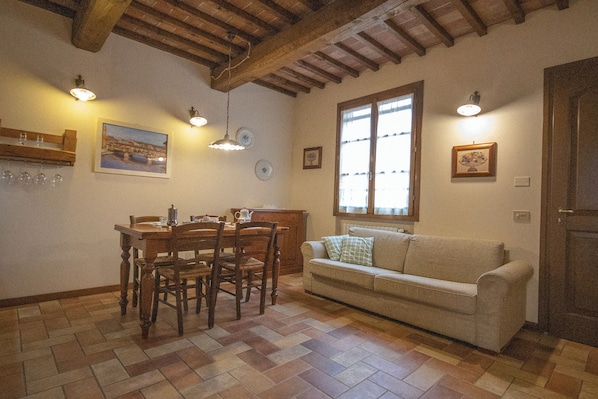 Classic Condo, 2 Bedrooms, Terrace | Living area | TV