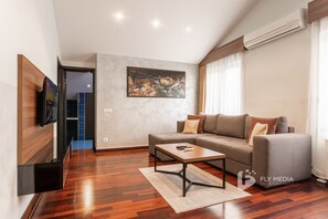 Two bedroom apartment | Living area
