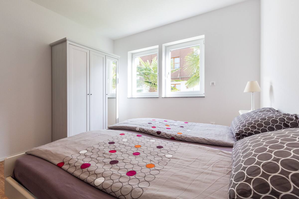 Superior Apartment, 2 Bedrooms (Sarnen) | 1 bedroom, iron/ironing board, cribs (surcharge), WiFi (free)