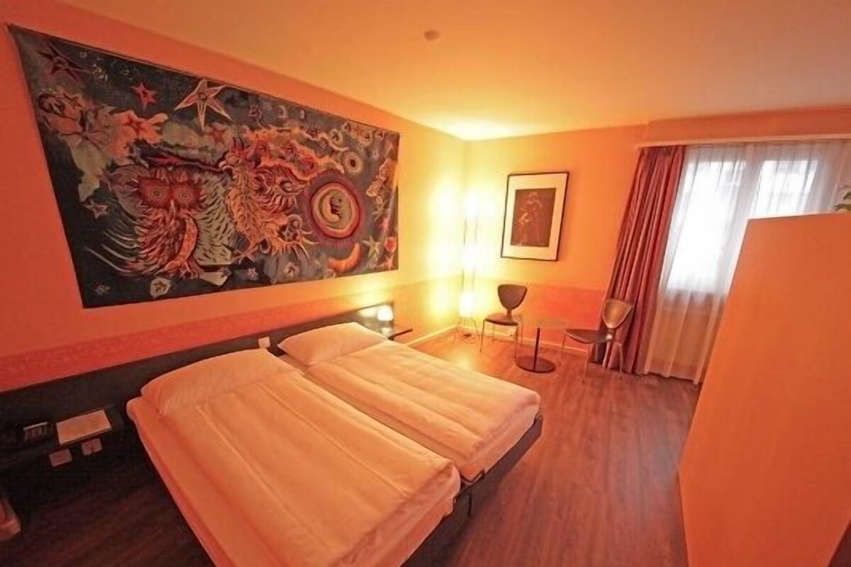 Superior Room | In-room safe, desk, iron/ironing board, free WiFi