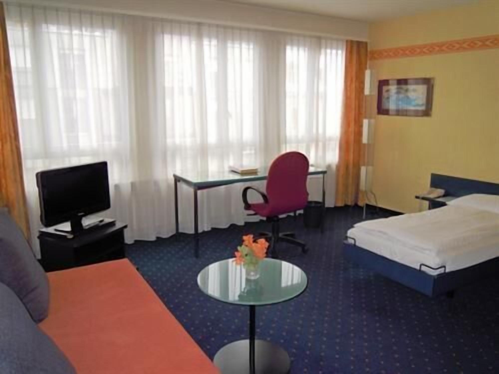 Photo - Hotel Comédie