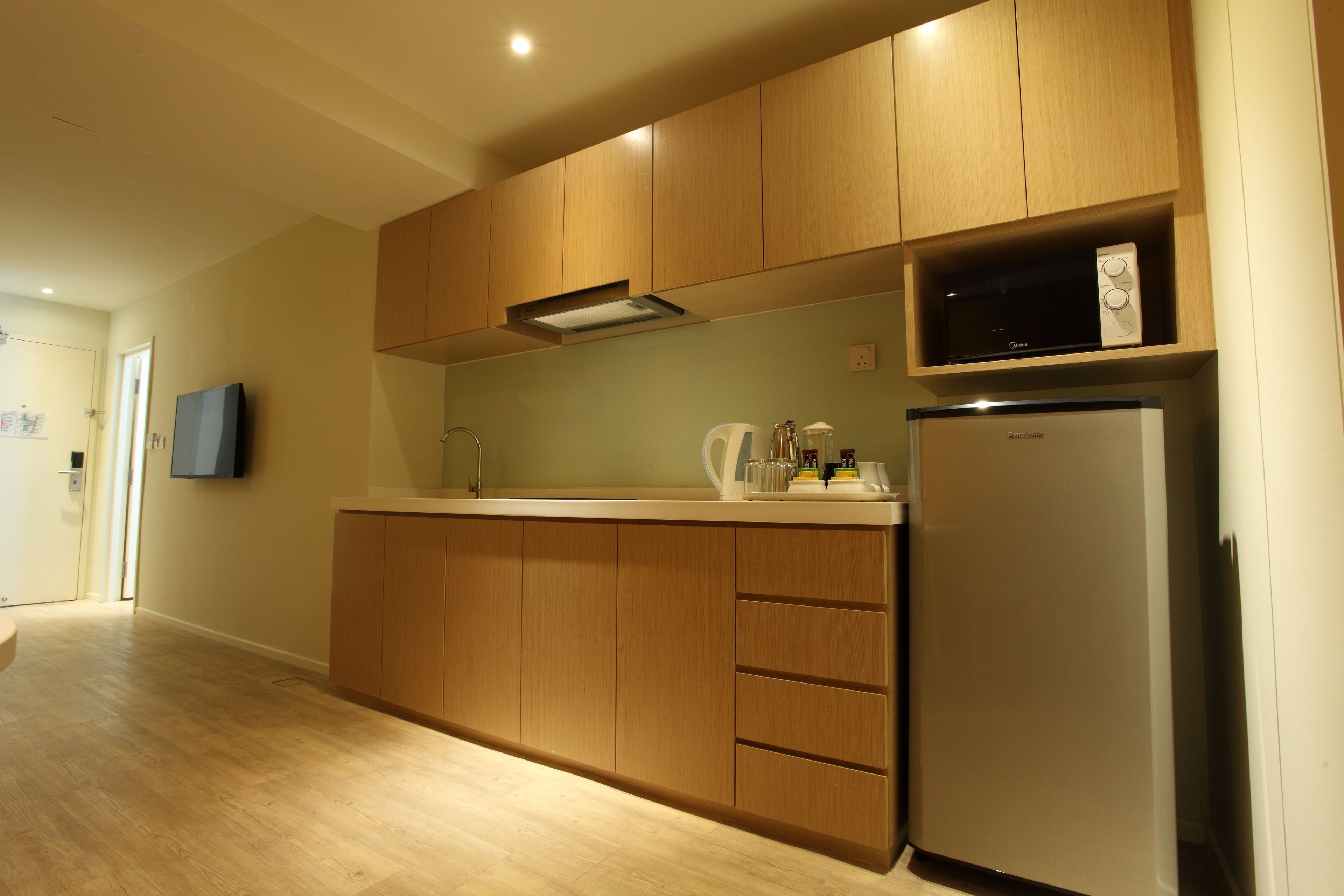 family 2 bedroom | private kitchenette
