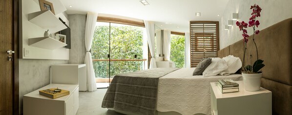 Rollaway beds, free WiFi