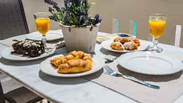Free daily local cuisine breakfast
