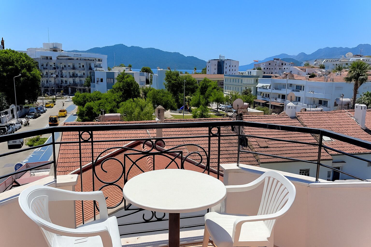 Single Room | Balcony