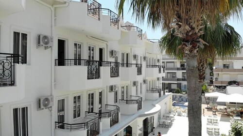 Fidan Hotel & Apartment