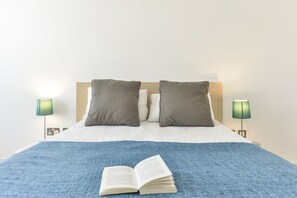 Căn hộ, 3 phòng ngủ | 1 phòng ngủ, bàn ủi/dụng cụ ủi quần áo 