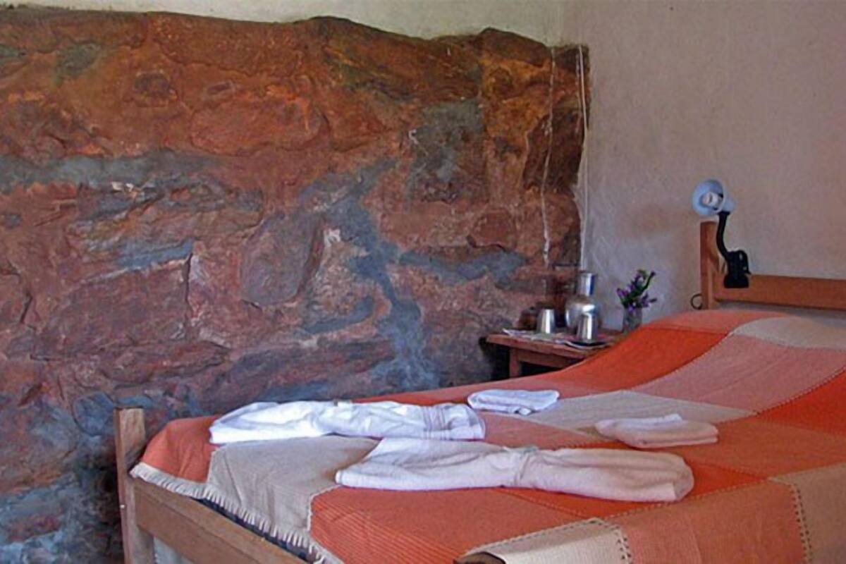 Quarto Casal Standard, Banheiro privativo (fora do quarto) | 1 chambre, bureau, lits bébé (gratuits), lits pliants/supplémentaires