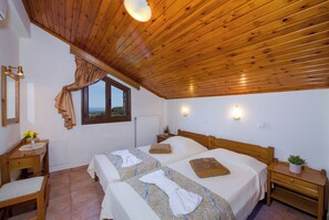 Family Villa, 4 Bedrooms, Private Pool (Dimosthenis) | Premium bedding, down comforters, in-room safe, desk - Dimosthenis Villas (Chania)