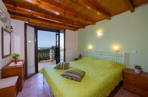 Family Villa, 4 Bedrooms, Private Pool (Dimosthenis) | Premium bedding, down comforters, in-room safe, desk - Dimosthenis Villas (Chania)