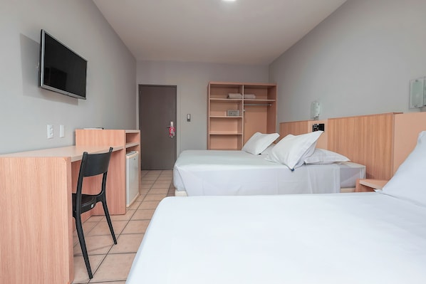 1 bedroom, minibar, in-room safe, desk