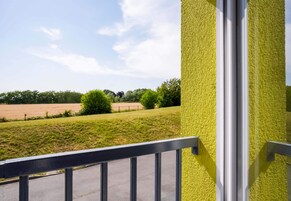 Ropa de cama de alta calidad, escritorio, sistema de insonorización