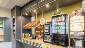 Desayuno buffet todos los días (con cargo)