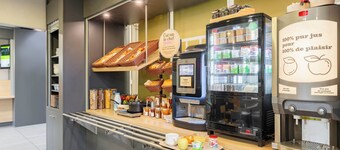 B&B HOTEL Calais Centre Saint-Pierre