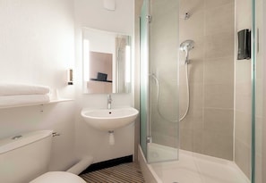 Shower, towels