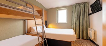 B&B HOTEL Calais Centre Saint-Pierre
