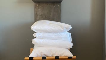 Perhehuone | Kylpyhuoneen mukavuudet | Suihku, ilmaiset hygieniatuotteet, pyyhkeet