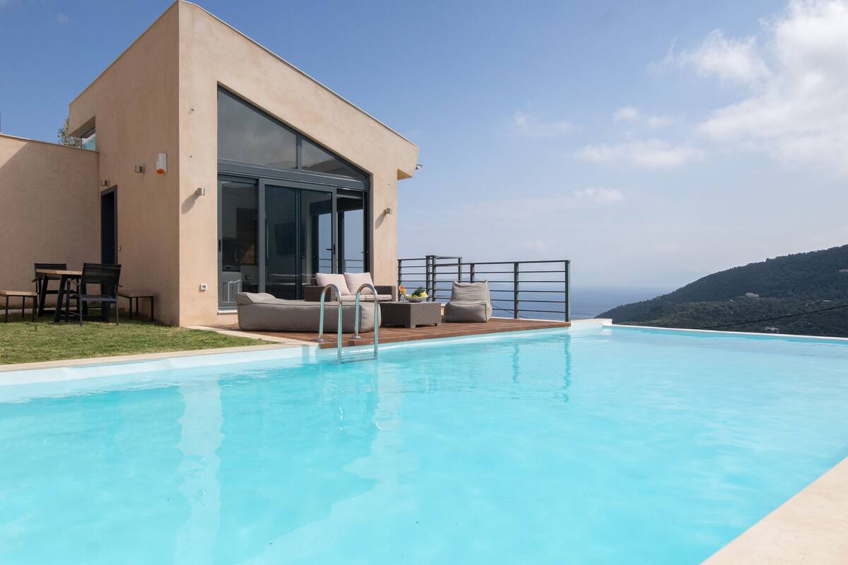 Luxury Villa, 3 Bedrooms (Fallon) | Terrace/patio