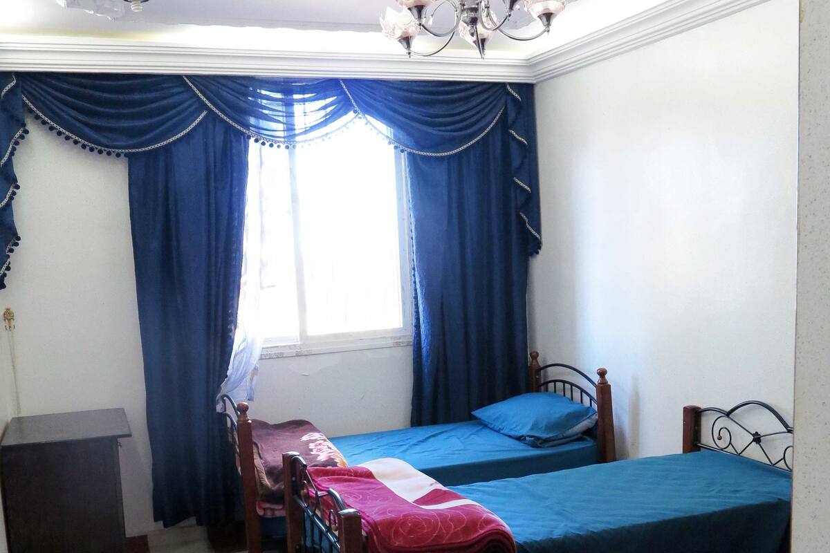 Sovsal (1 bed in a 3 persons shared room) | Extrasängar
