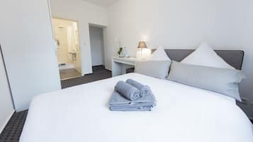 Classic-Doppelzimmer, 1 Schlafzimmer | Schreibtisch, Bettwäsche