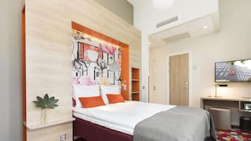 Stylish Double Room | In-room safe, desk, blackout drapes, free cribs/infant beds