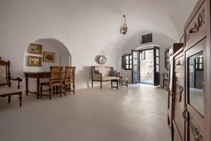 Family Apartment, Jetted Tub | Living area | Flat-screen TV - Casa Santantonio (Santorini)