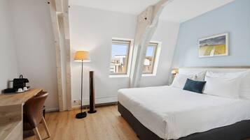 Quarto com design assinado | Cofres nos quartos, individualmente decorados