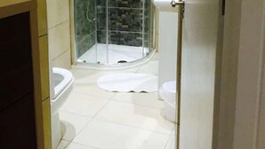 Leilighet – executive, 2 soverom, privat bad, 1. etasje | Bad