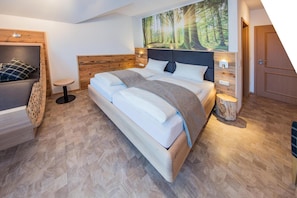 Driepersoonskamer | Gratis wifi, beddengoed