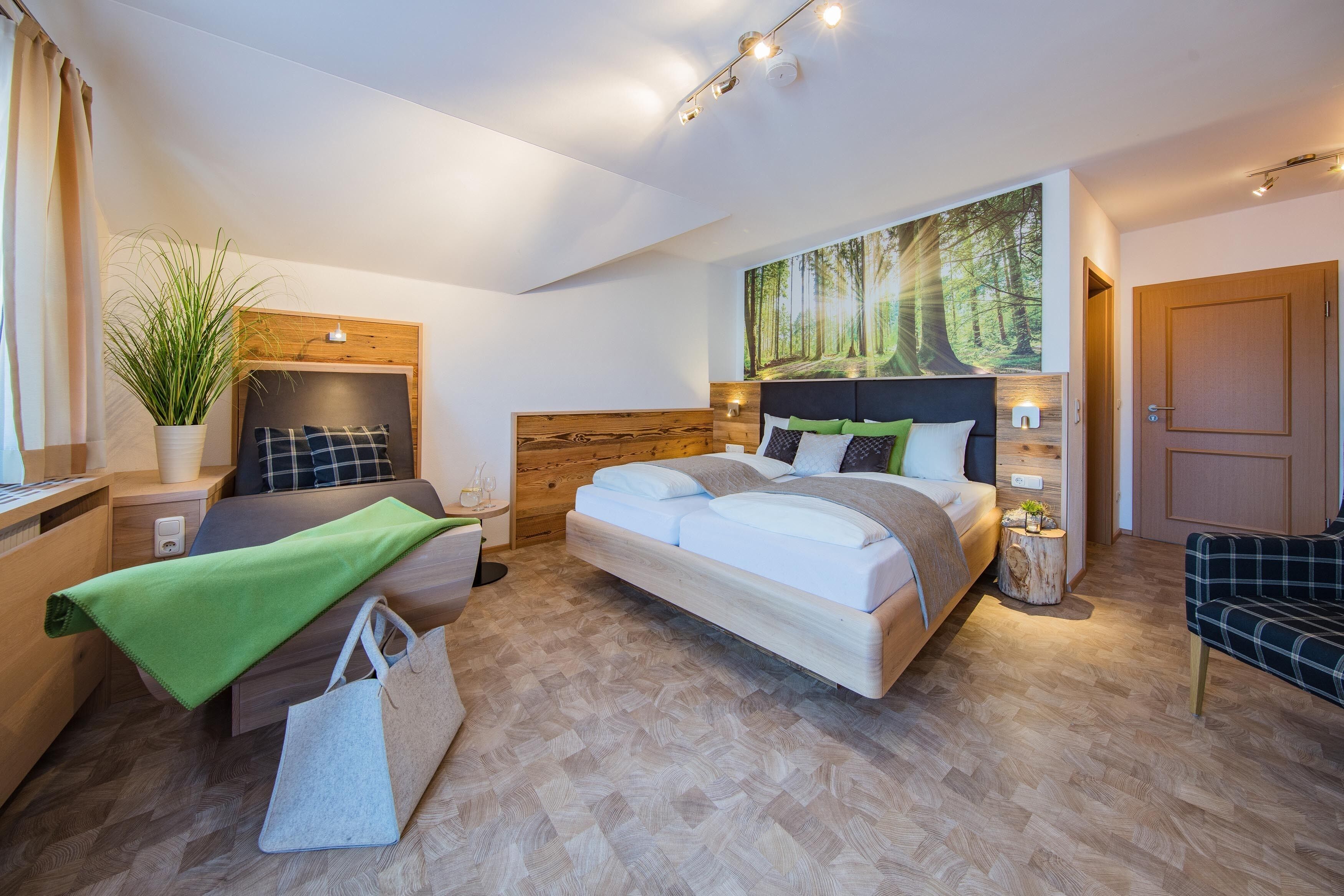 deluxe studio suite | free wifi, bed sheets