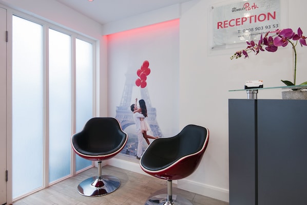 Breakfast area - Wembley Park Hotel (Wembley)