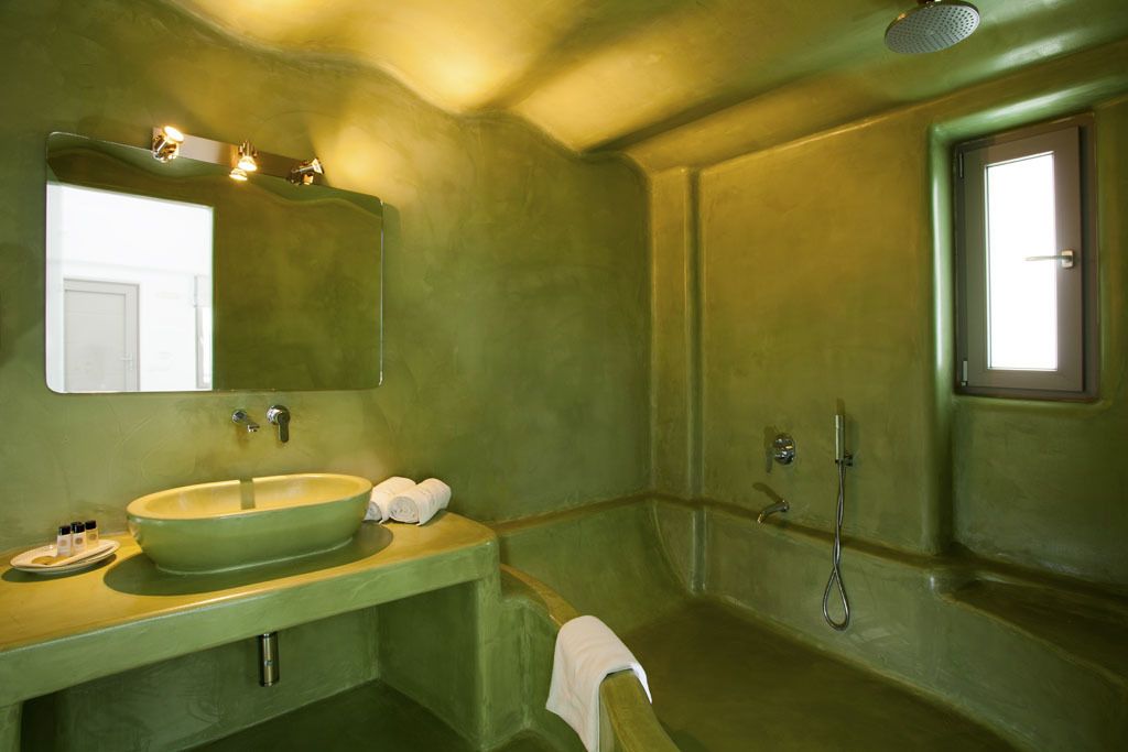 family duplex, 2 bedrooms, jetted tub, pool view (kamari) | bathroom | shower, rainfall showerhead, free toiletries, hair dryer