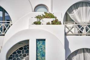 Deluxe Apartment, 2 Bedrooms, Sea View (with two jetted tubs, Red Beach) | Terrace/patio - La Bellezza Eco Boutique Hotel (Santorini)