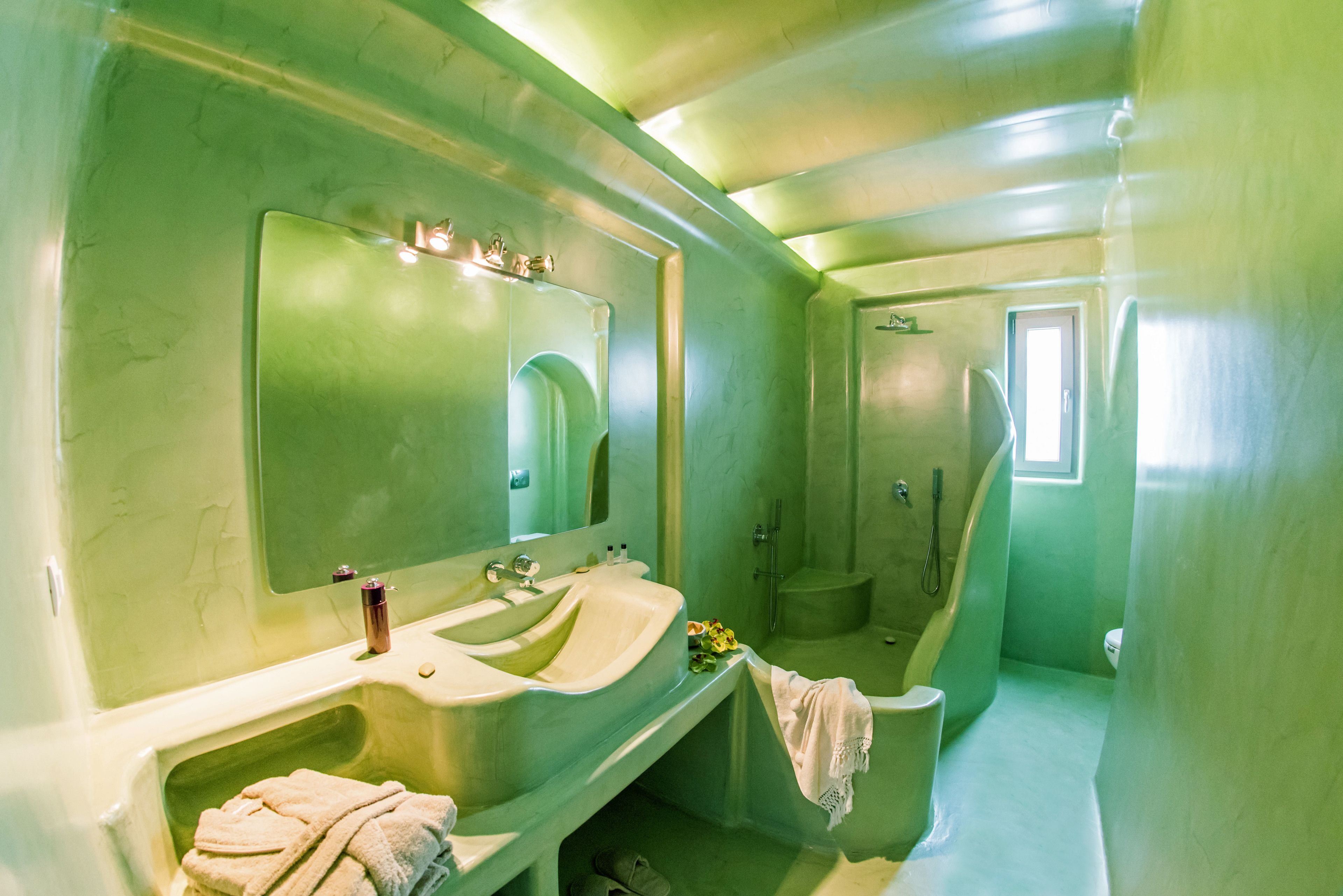 apartment, 1 bedroom, jetted tub, sea view (armeni) | bathroom | shower, rainfall showerhead, free toiletries, hair dryer