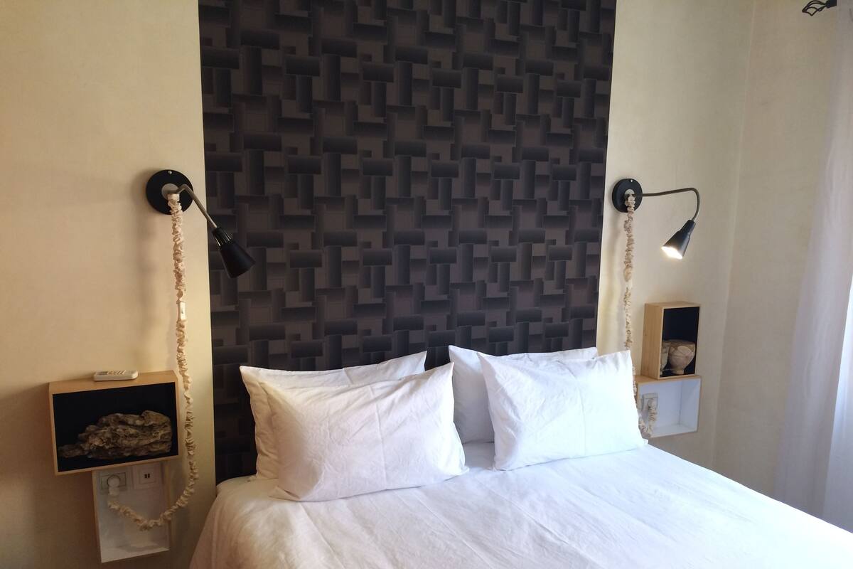 Classic Apartment (Sport) | 1 bedroom, in-room safe, blackout drapes, cribs (free)