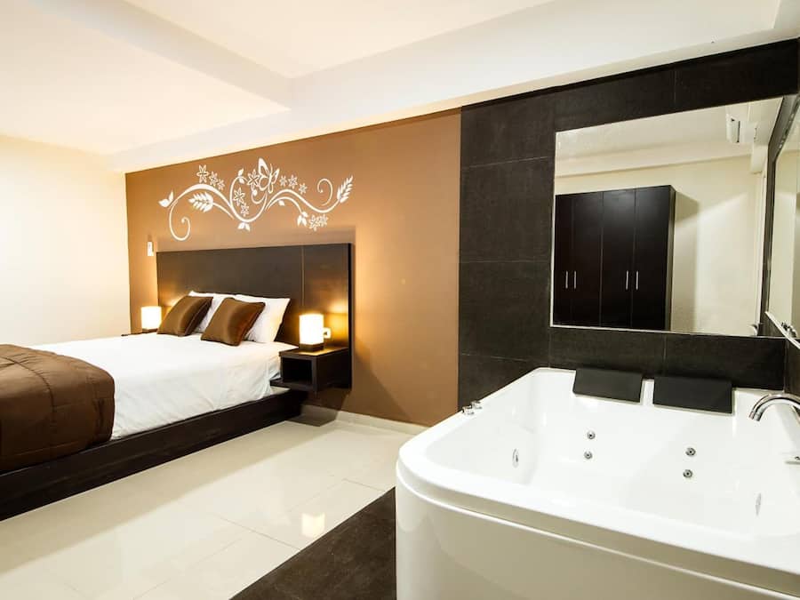 In-room safe, desk, iron/ironing board, free WiFi