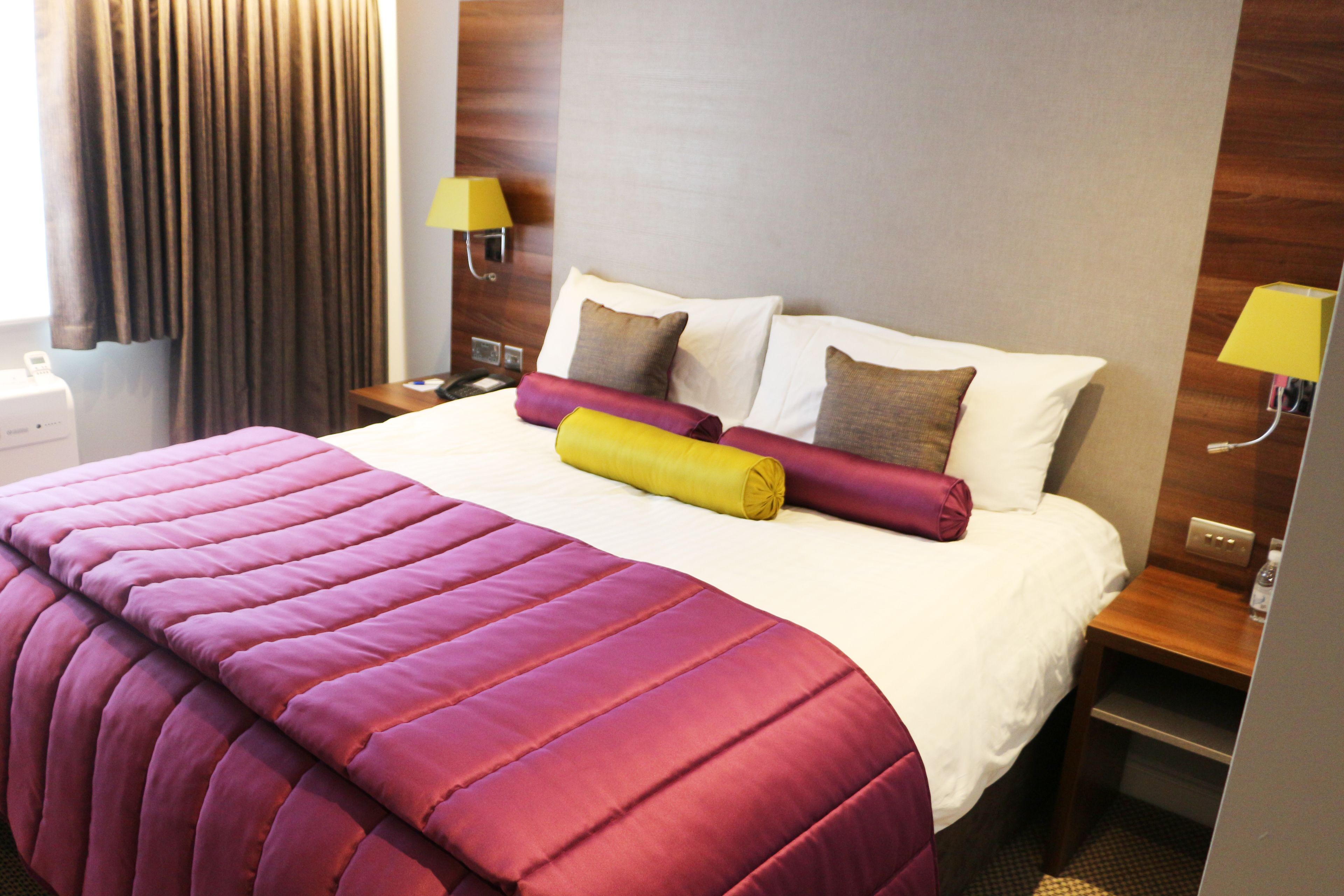 deluxe double room | in-room safe, desk, laptop workspace, soundproofing