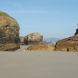 Una playa cerca